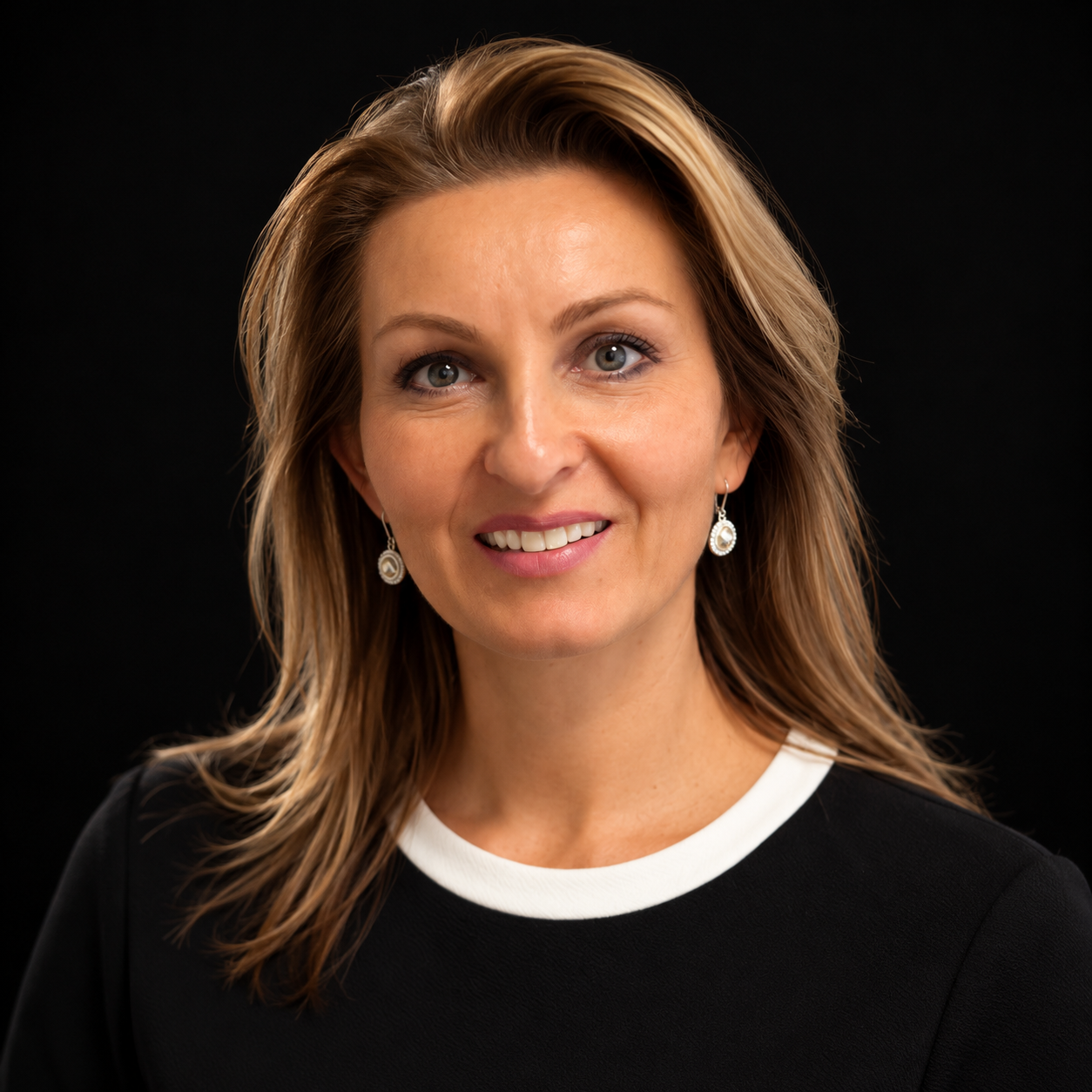 JUDr. Gabriela Holmová Divková, MBA